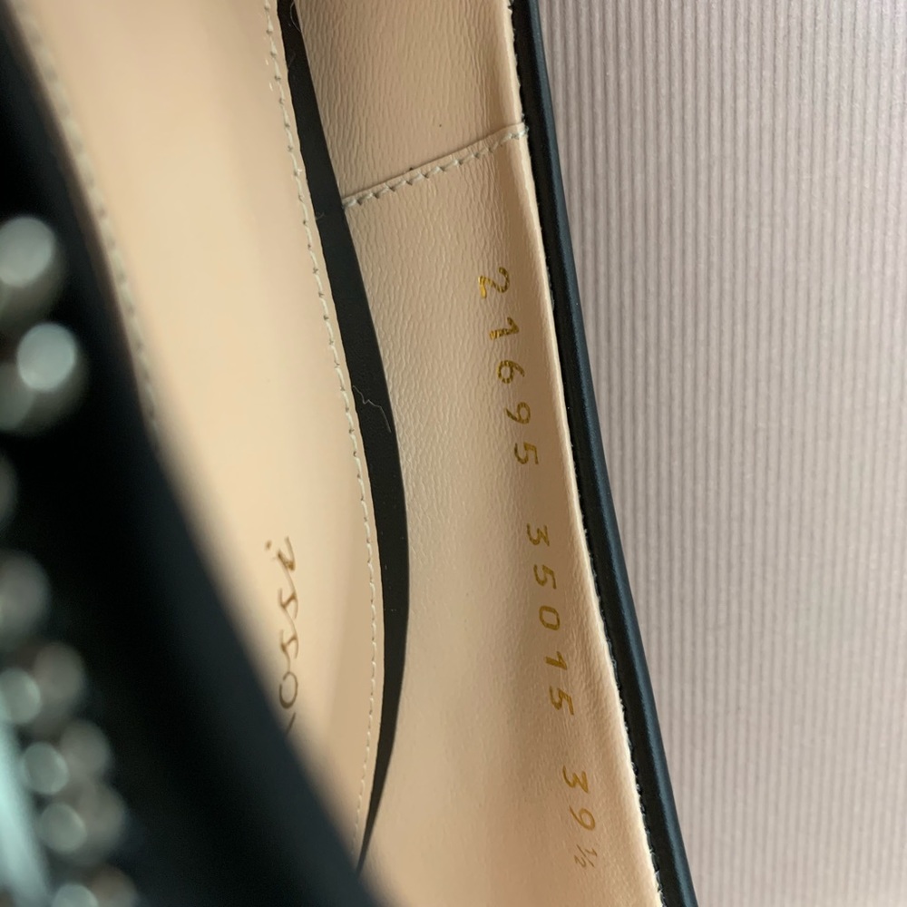 Gianvito Rossi “Santa Fe” Pumps BNIB - Picture 6 of 8